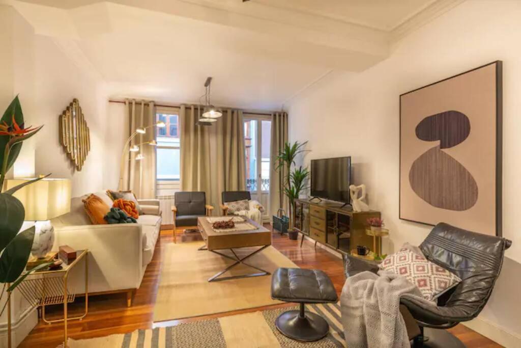 Exclusivo Apartamento En El Casco Viejo Bilbao Esterno foto