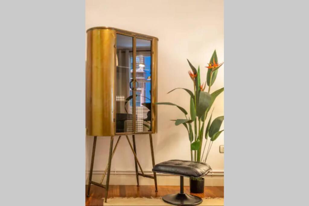 Exclusivo Apartamento En El Casco Viejo Bilbao Esterno foto