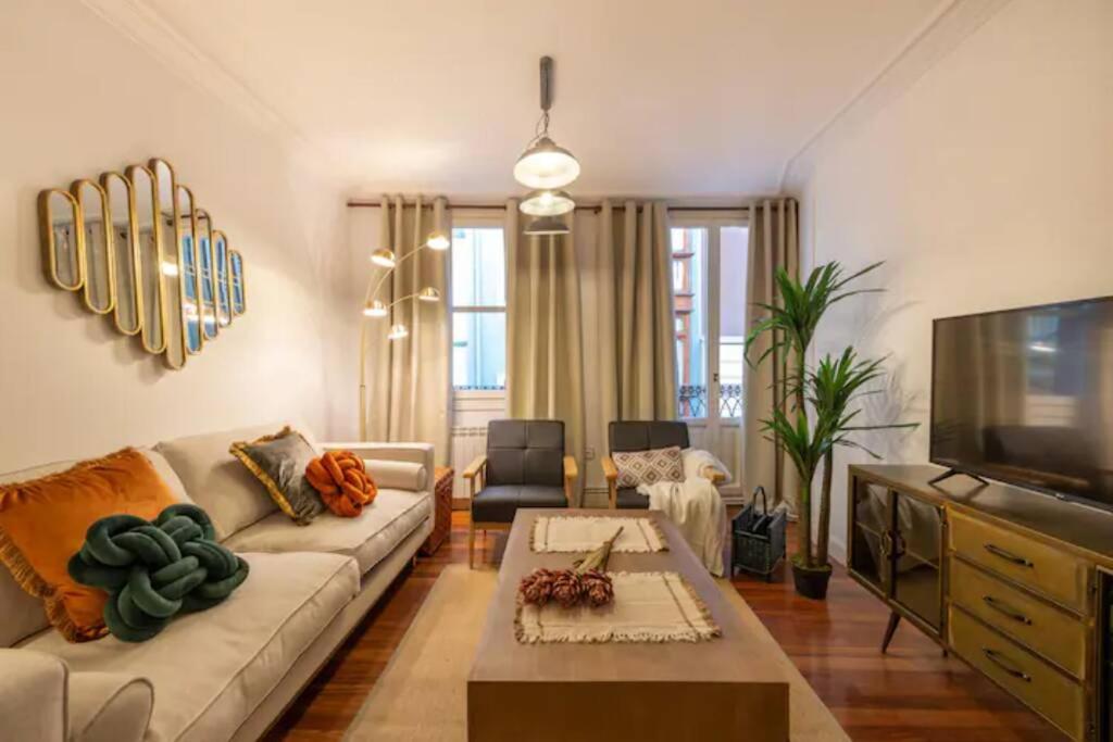 Exclusivo Apartamento En El Casco Viejo Bilbao Esterno foto